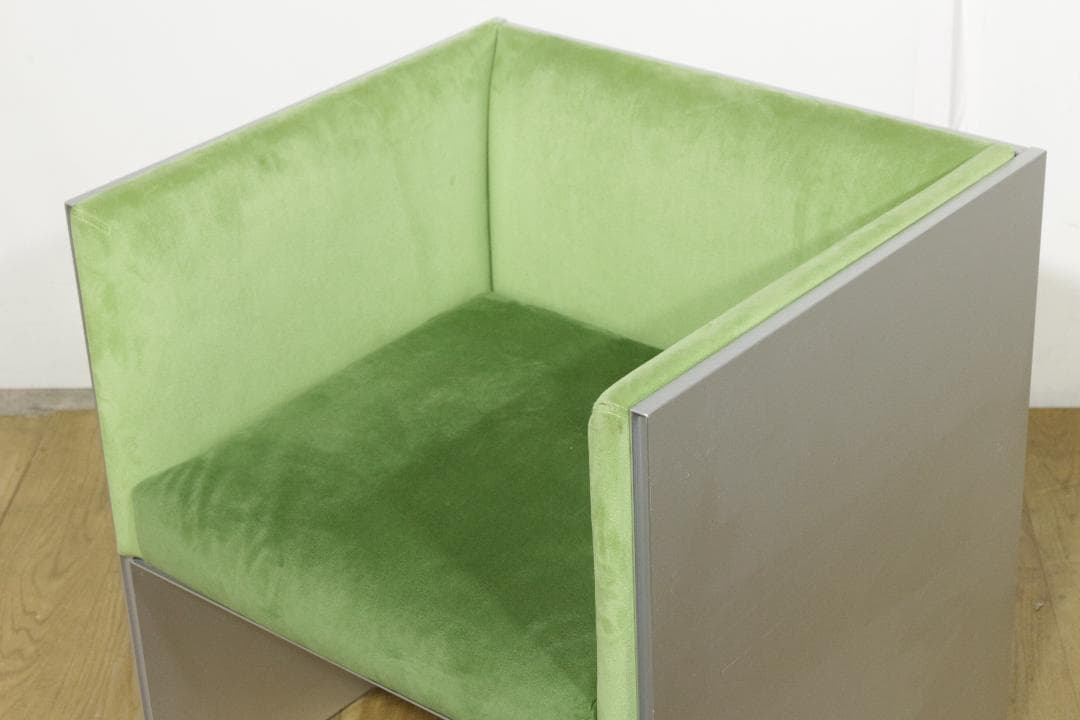 Cassinaカッシーナ★スリムソファ★1人掛け★エアーフレーム★２４万★