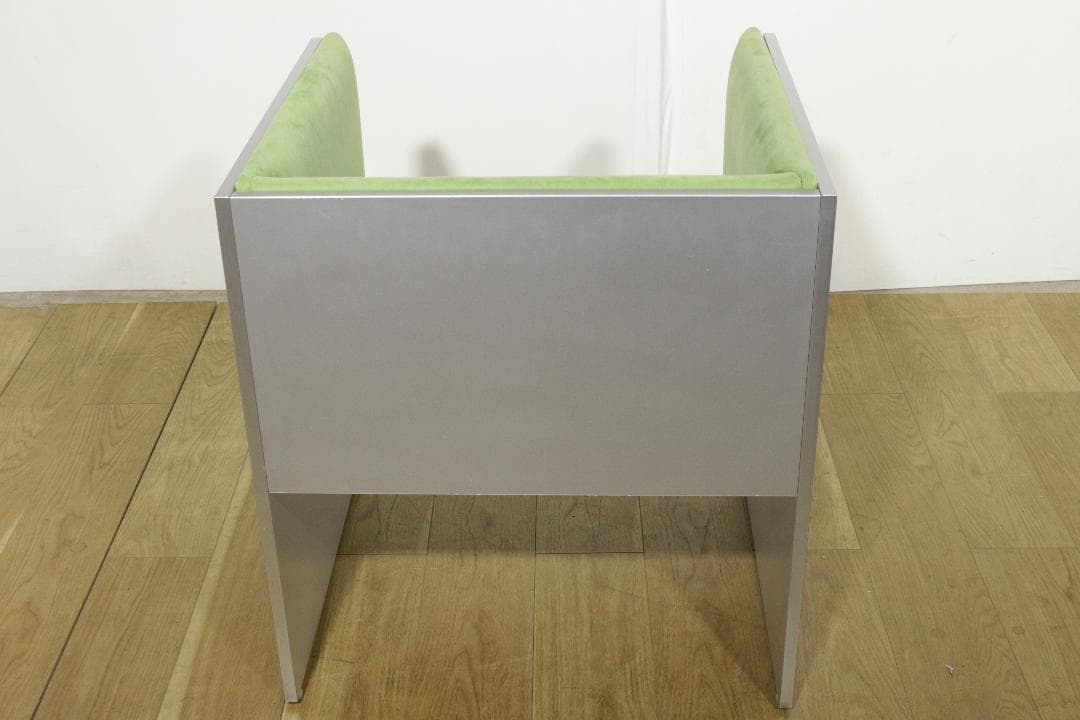 Cassinaカッシーナ★スリムソファ★1人掛け★エアーフレーム★２４万★