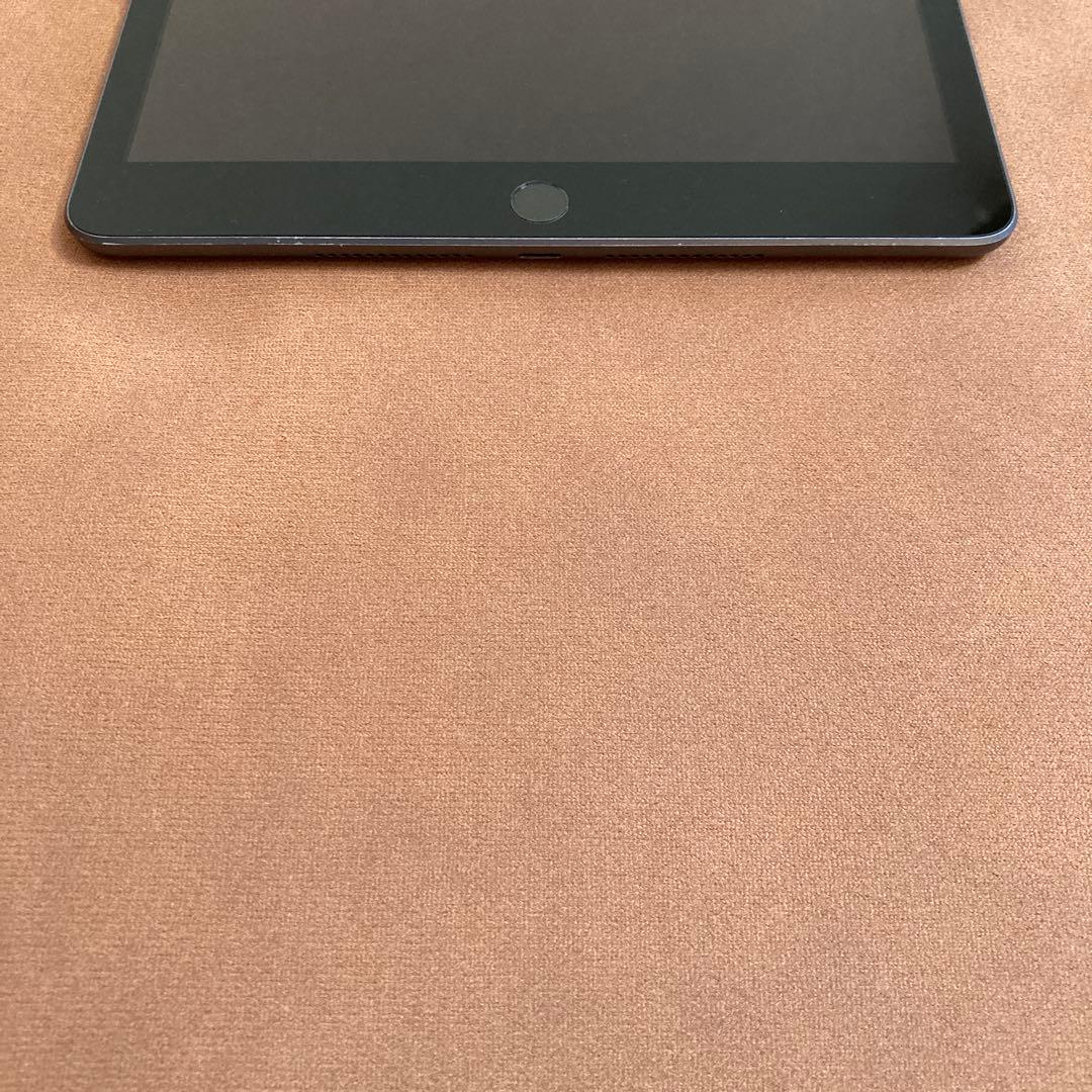 3406【早い者勝ち】iPad7 第7世代 32GB WIFIモデル☆