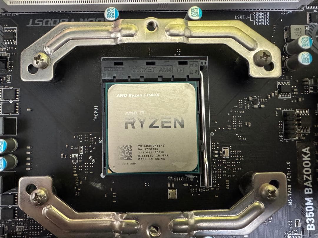 CPU＋マザーボード＋グラフィックボード まとめ出品