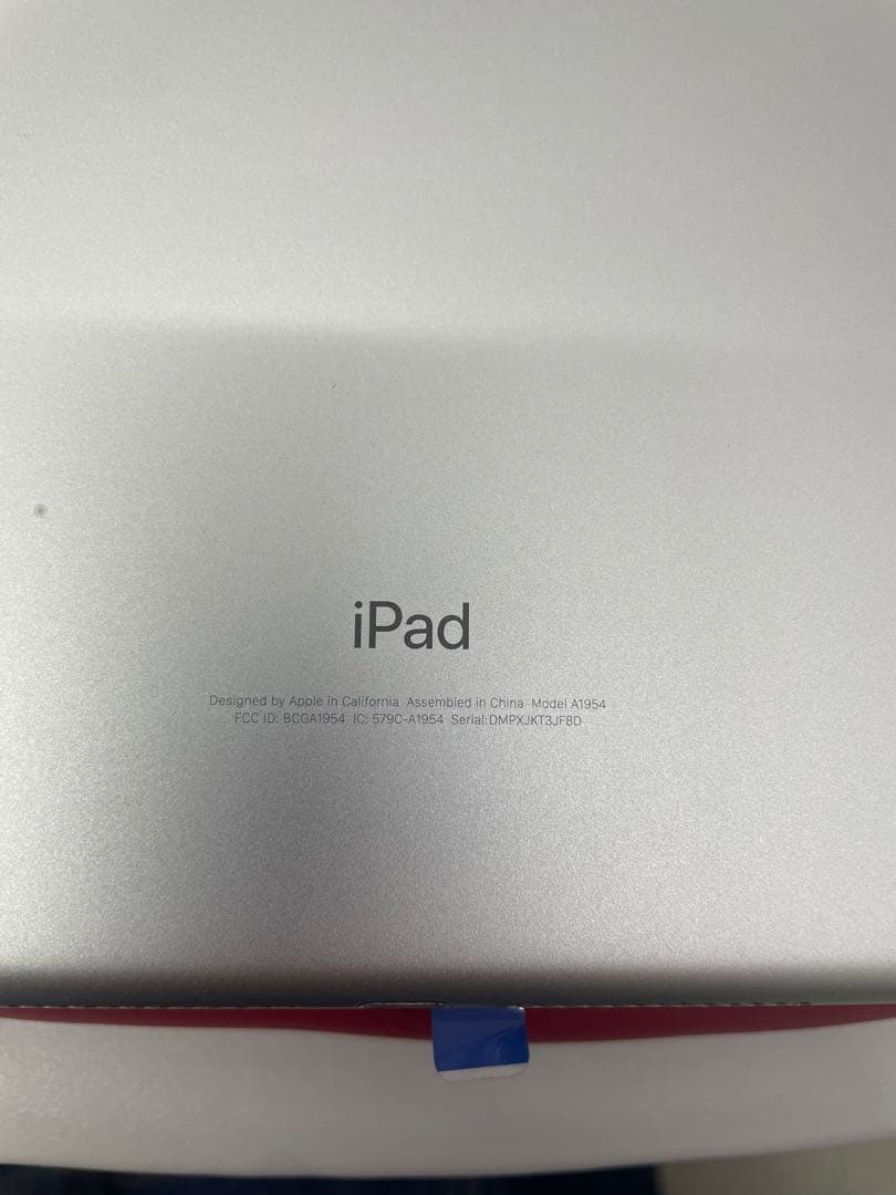 ゆ*ん様 Apple iPad 6 32GBシルバー 本体