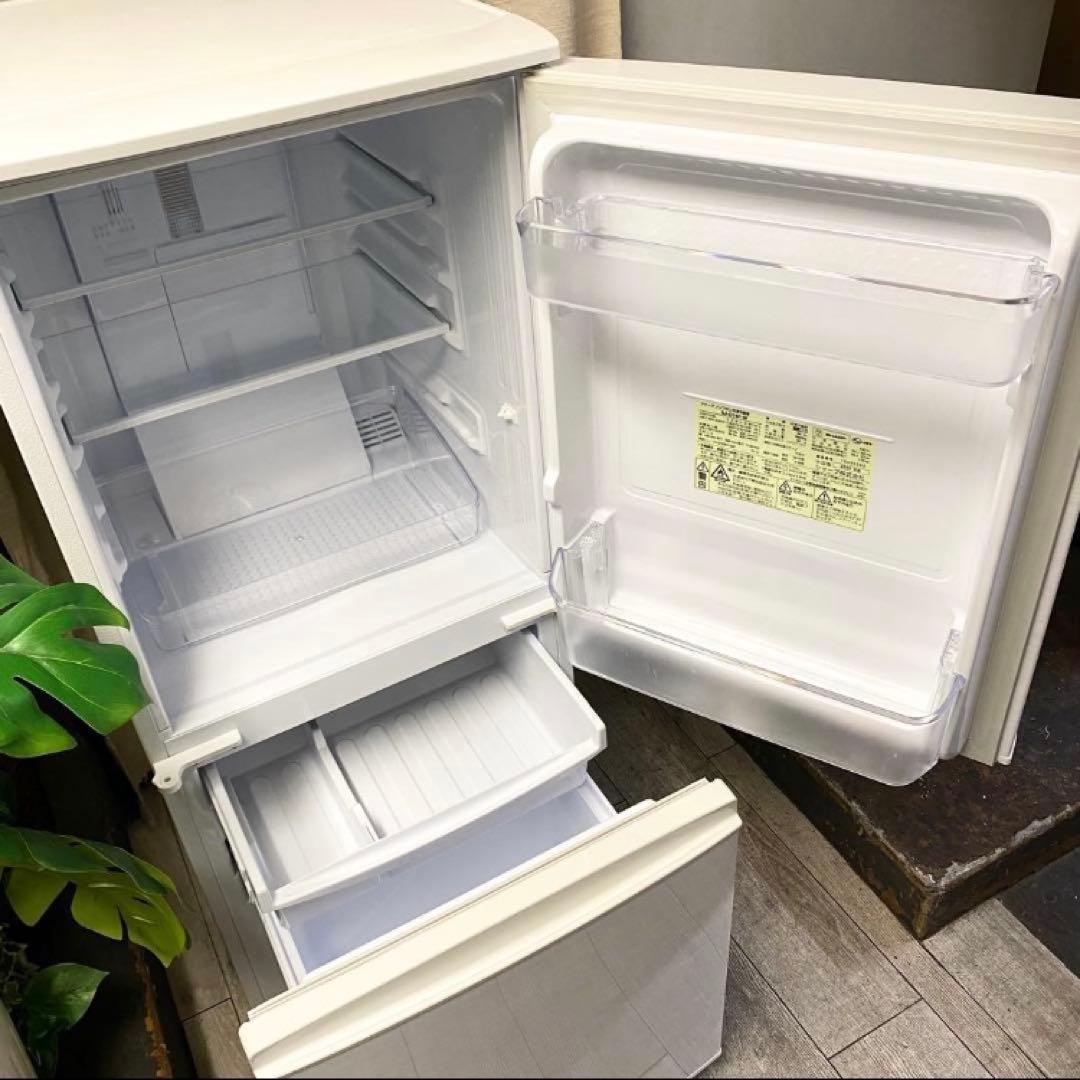 SHARP社☆2020年製メルカリだけど安心のキレイめ冷蔵庫