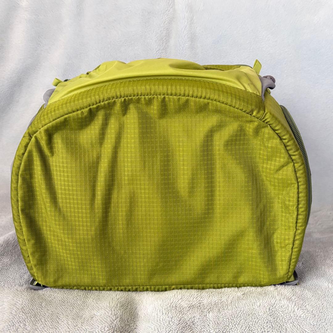 【値下げ】モンベル ドッグ(犬 & 猫)キャリー バッグ グリーン M