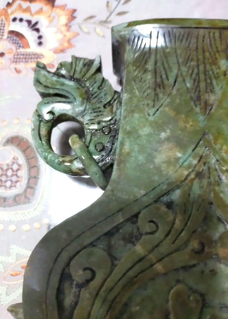 セール中❗!アンティーク美術品　天然玉石彫り花瓶　双耳龍紋　吉祥紋