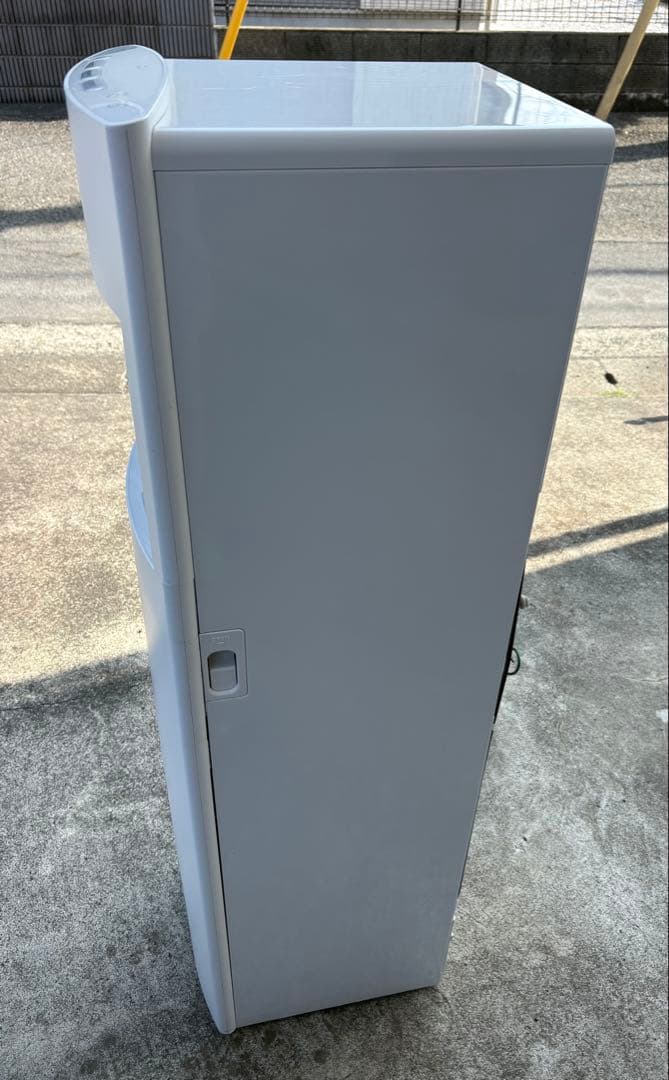 【専用出品】ウォーターサーバー（型番：WFD-1900）【71】