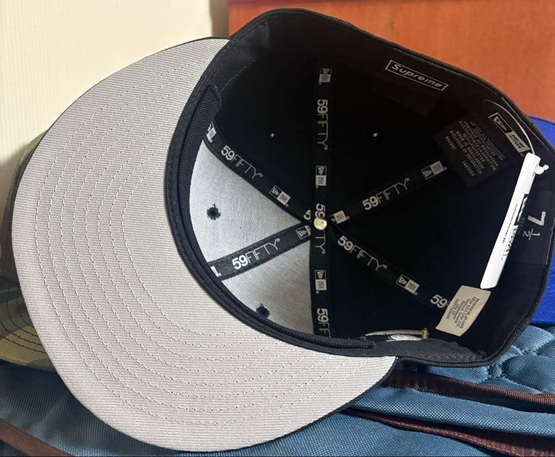 新品　シュプリーム　ニューエラ　Sロゴ　ブラック　完売品