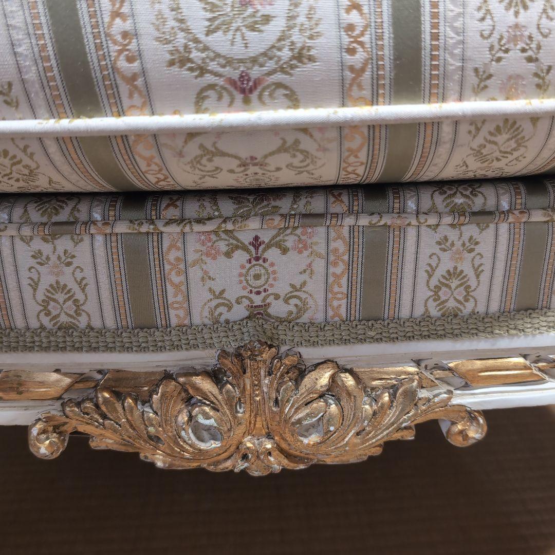 ロココスタイル アームチェア クリーム色