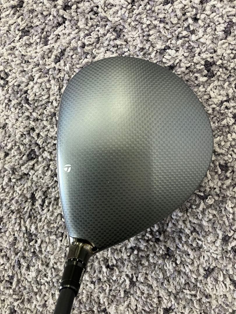 美品テーラーメイドQI35LS 10.5°ディアマナシルバーTM 55-S