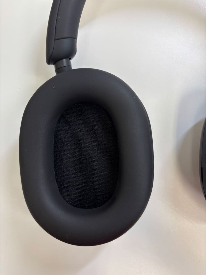 Sony WH-1000XM5ワイヤレスヘッドホン　ケース　箱付き