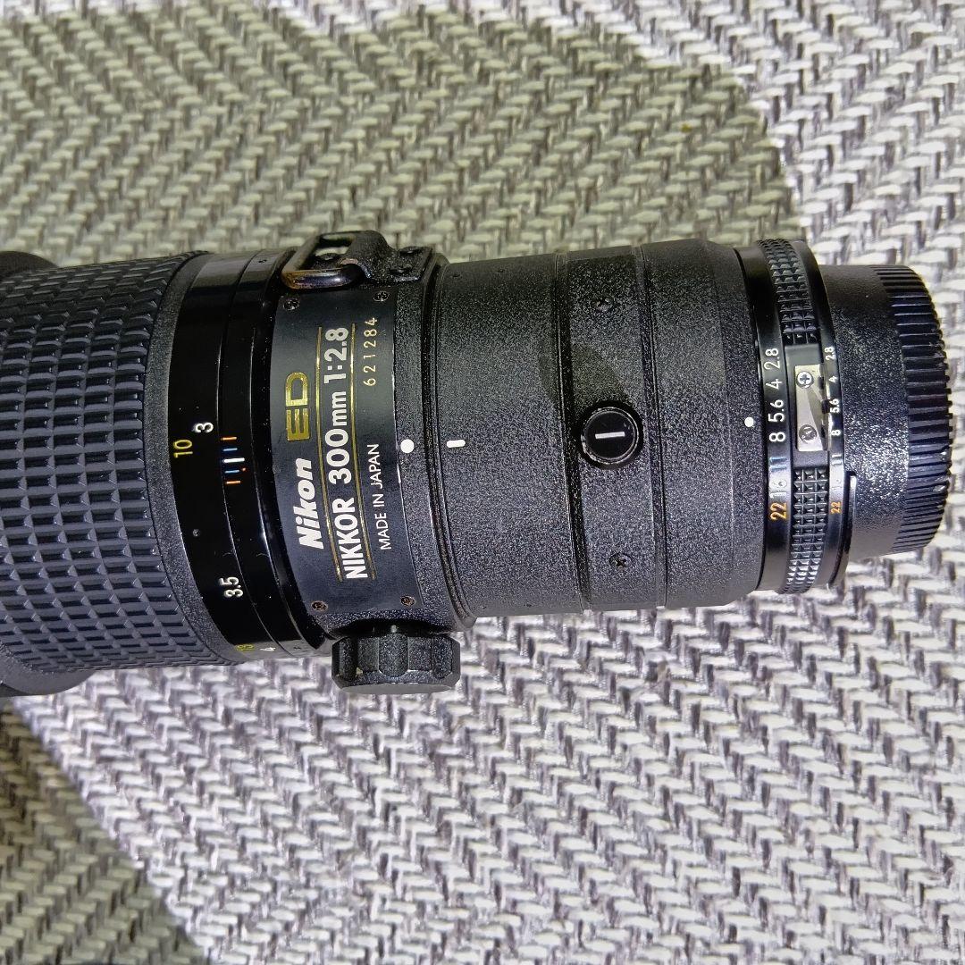 Nikon ED 300mm F2.8 / 2xテレコンバーター