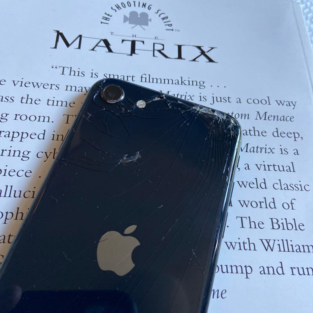 ジャンク iPhone SE 第3世代 MMYC3J/A