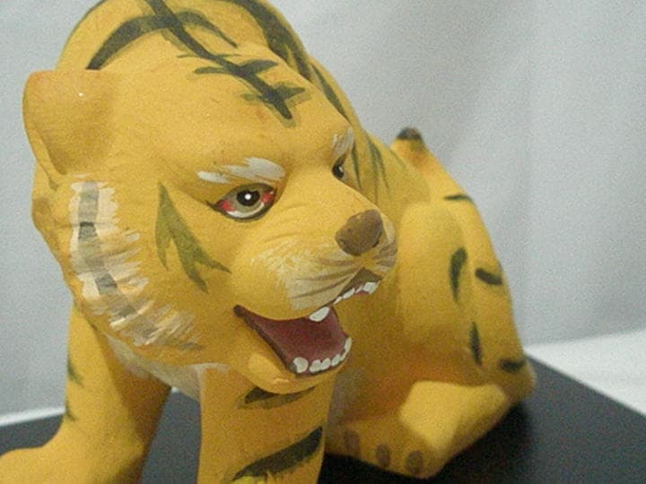 博多人形　「壽寅　　久寿夫作」