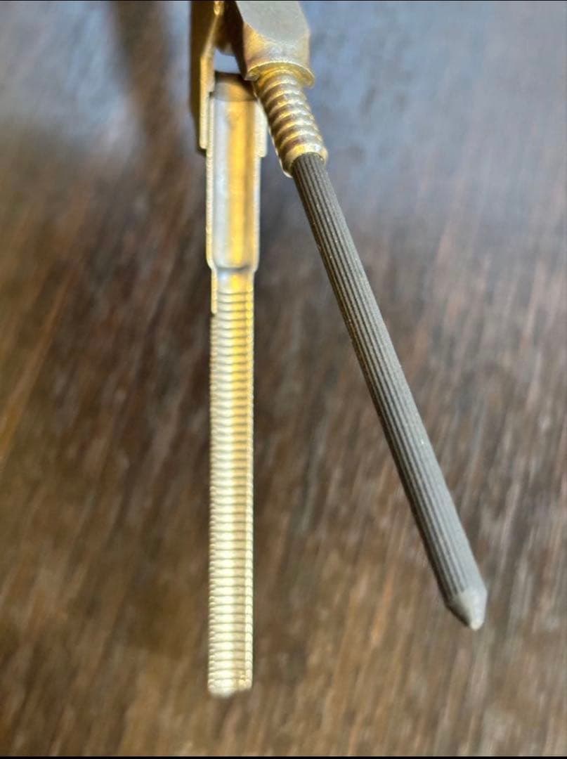 未使用品　HAKKO HI-MIC 5角　4ミリ丸アイロン　/レンツアイロン