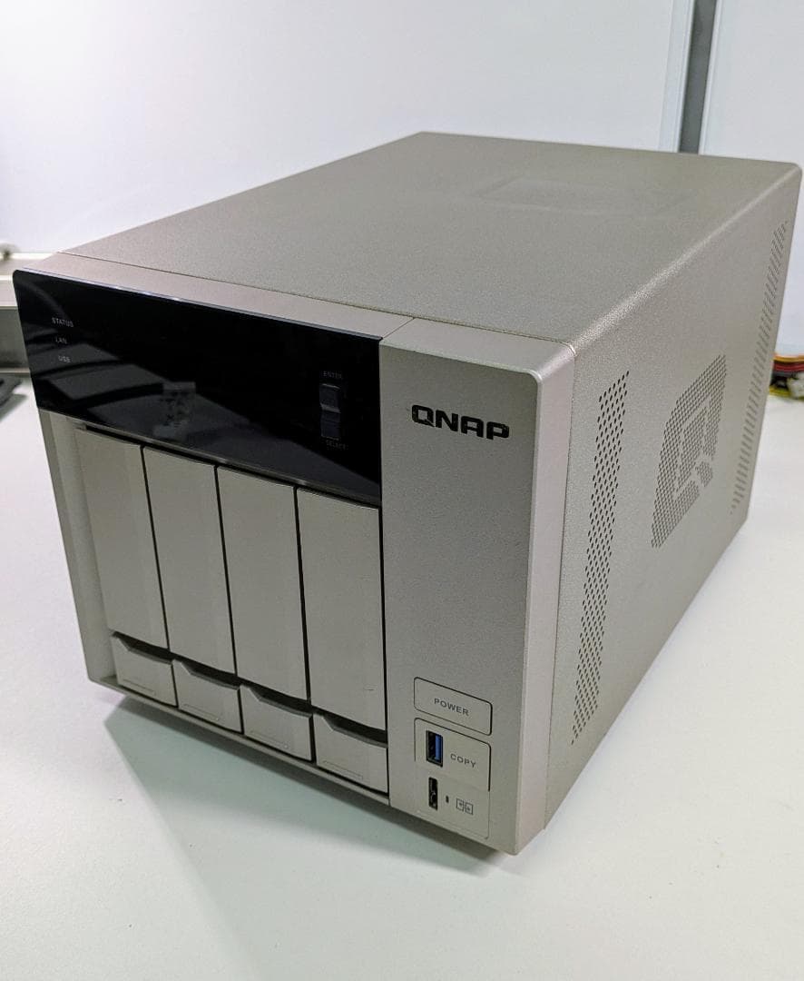 外付けハードディスク・ドライブ QNRP Network Attached Storage TVS-473e