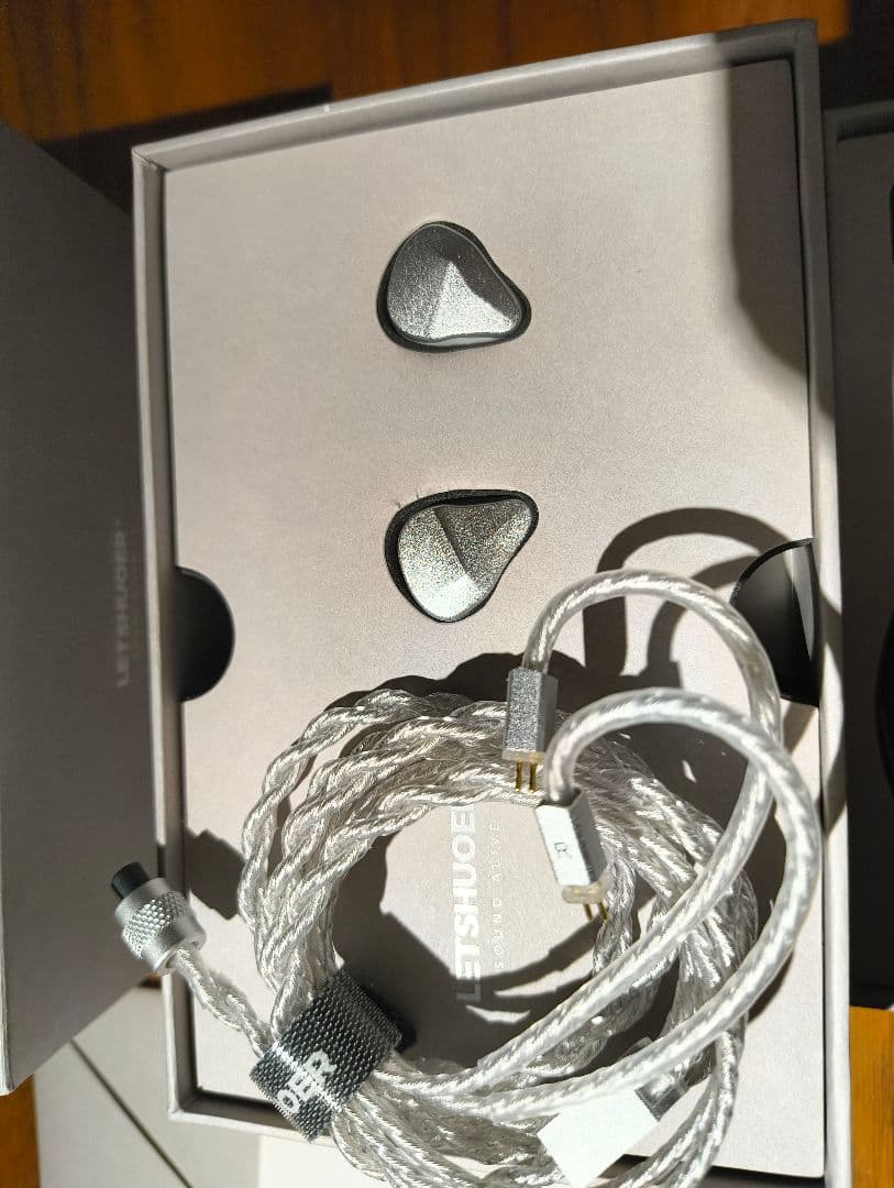 Letshuoer Cadenza 4｜ハイブリッド IEM｜美品・付属完備
