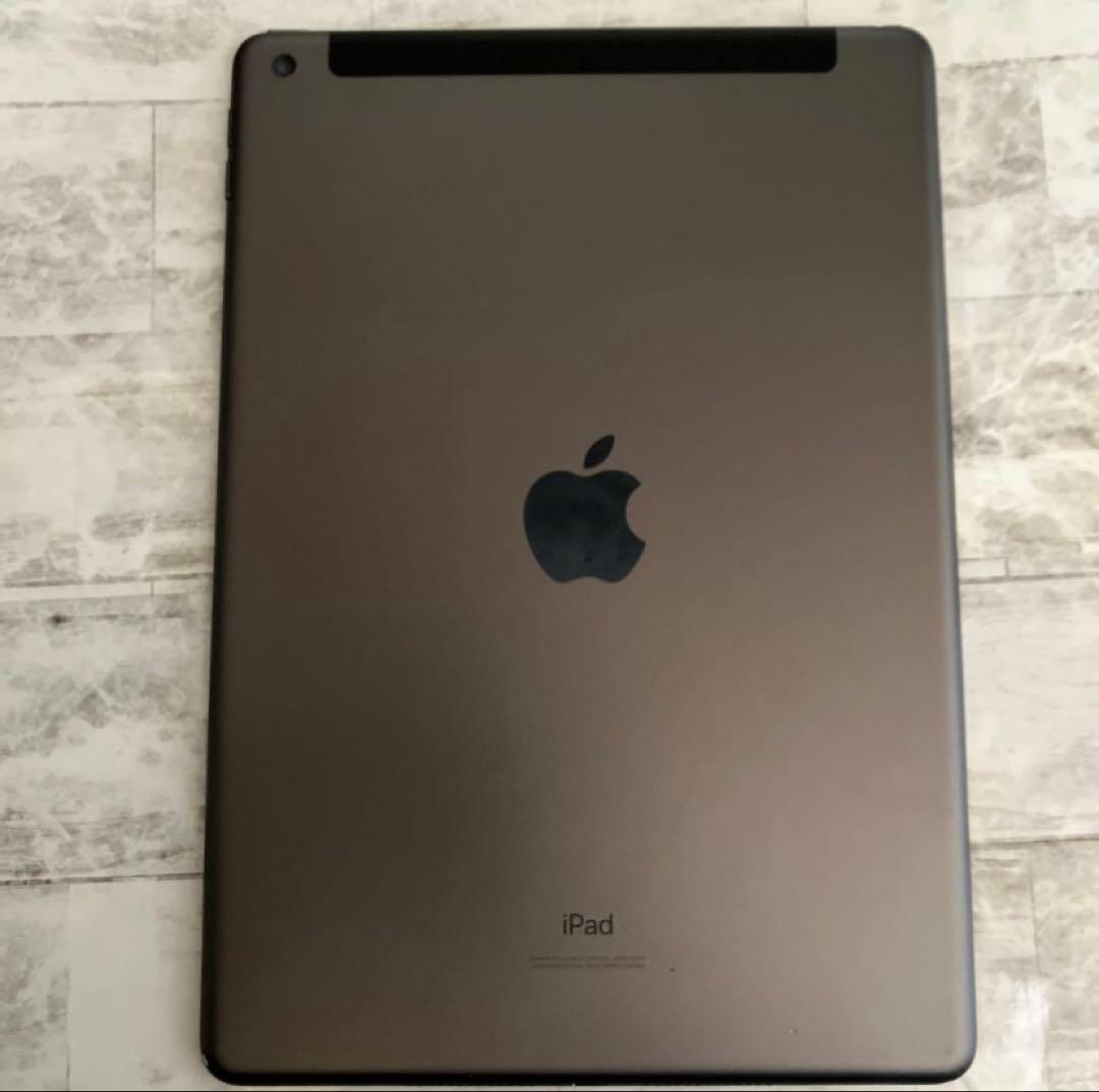 Apple iPad (第8世代) スペースグレー 32GB