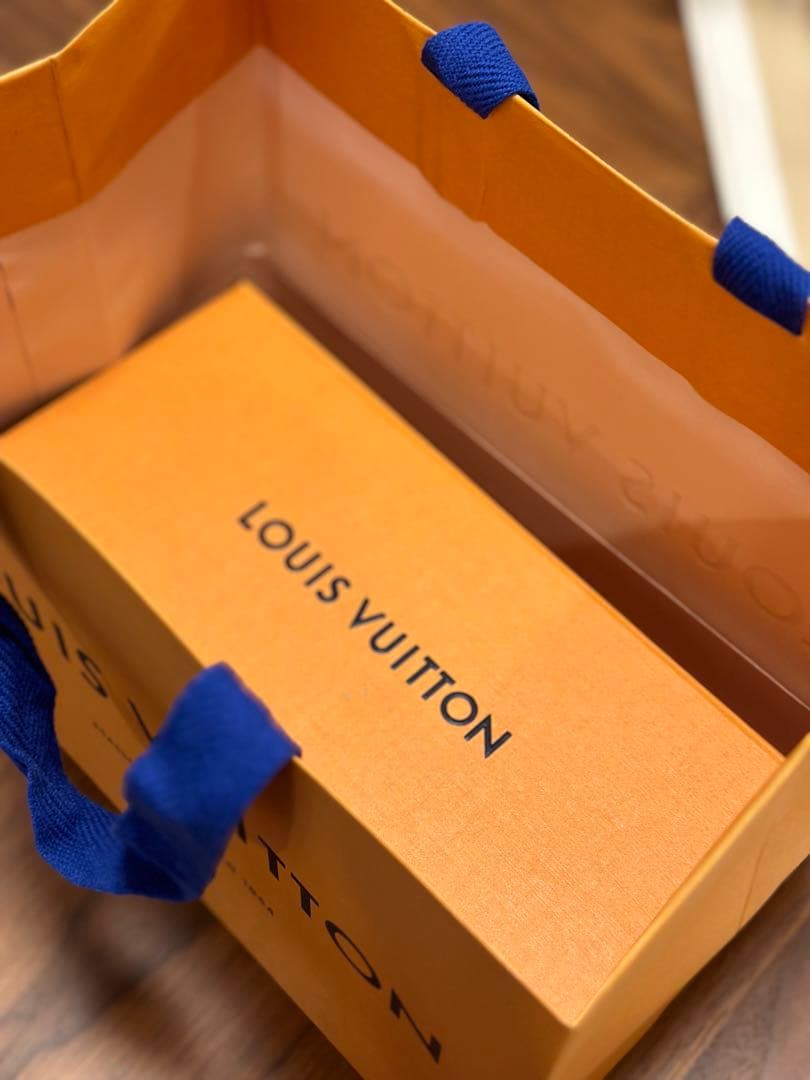 LOUIS VUITTON ワイヤレスイヤフォン 片耳欠品