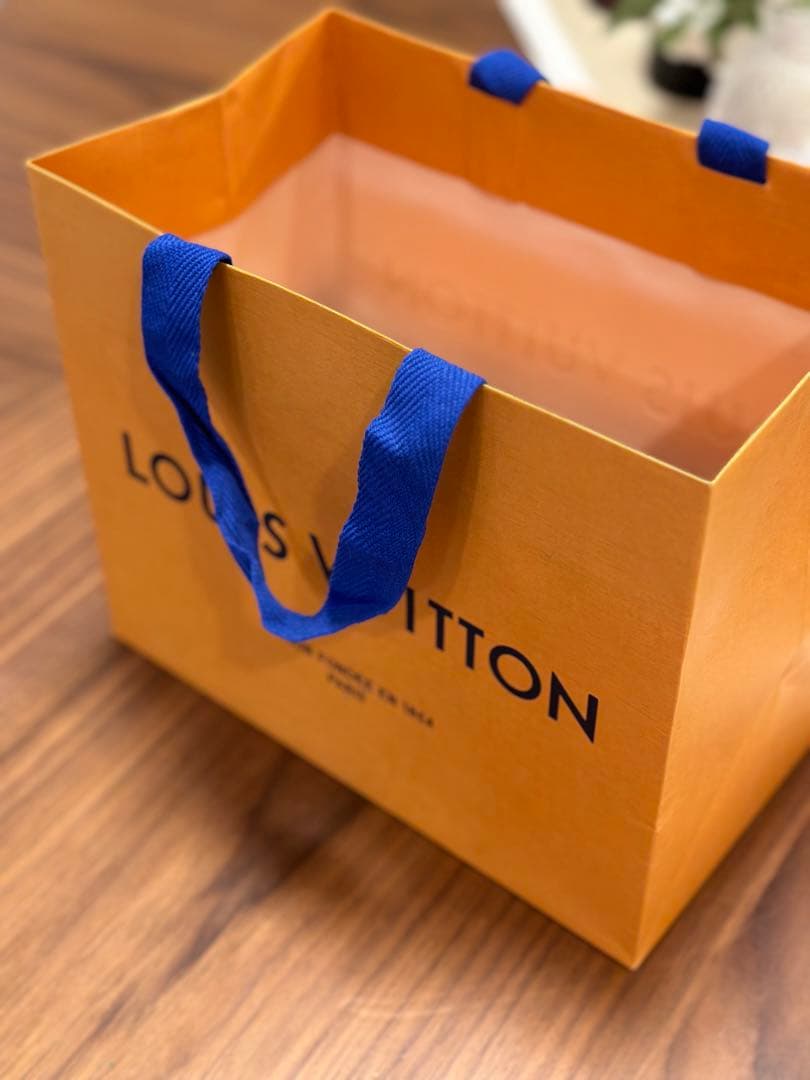 LOUIS VUITTON ワイヤレスイヤフォン 片耳欠品