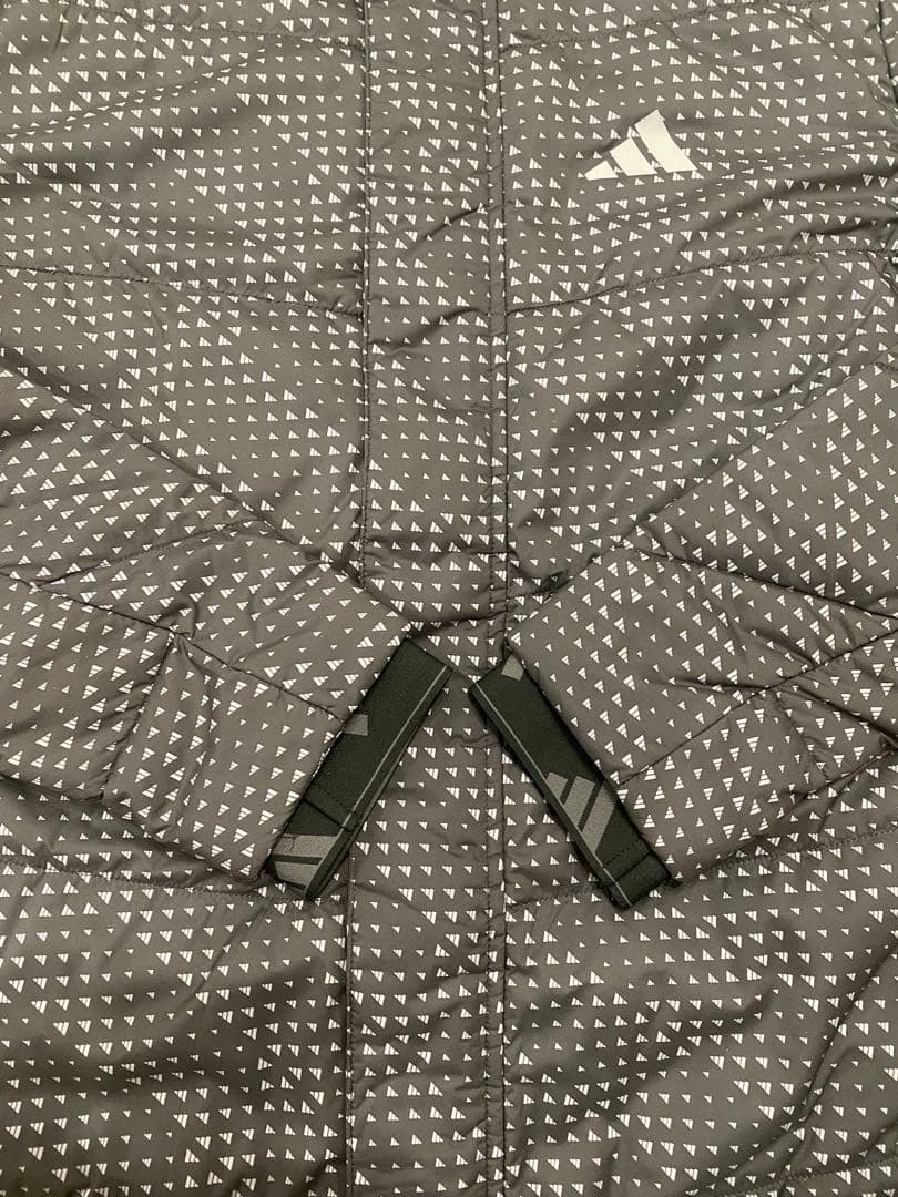 ⭐︎冬物SALE【新品タグ付】アディダスゴルフ 中綿フルジップジャケット　Lサイズ