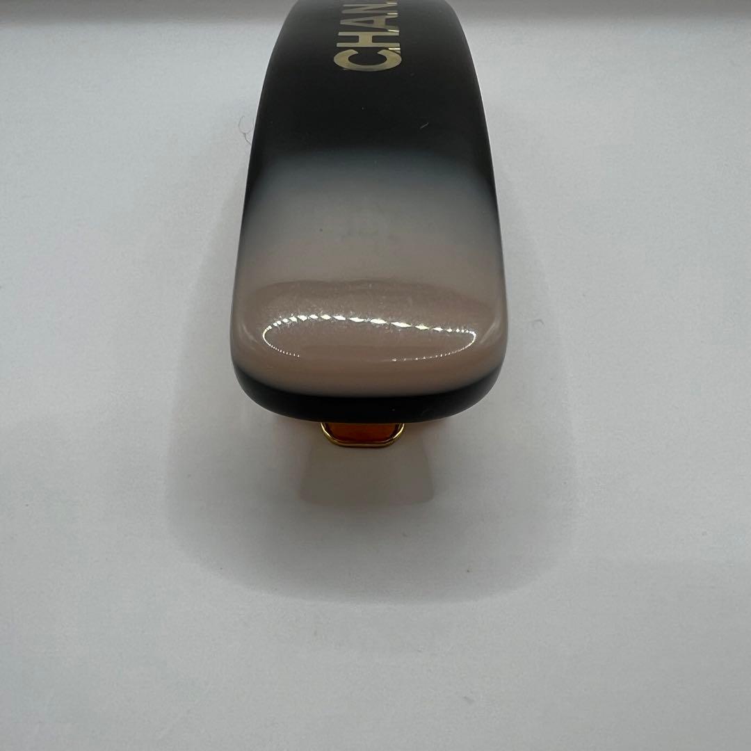 【極美品】シャネル バレッタ 髪飾り 髪留め ブランドロゴ ヘアアクセサリー