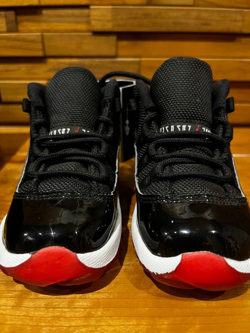 NIKE ジョーダン 11 レトロ Black/Red - 378040 061