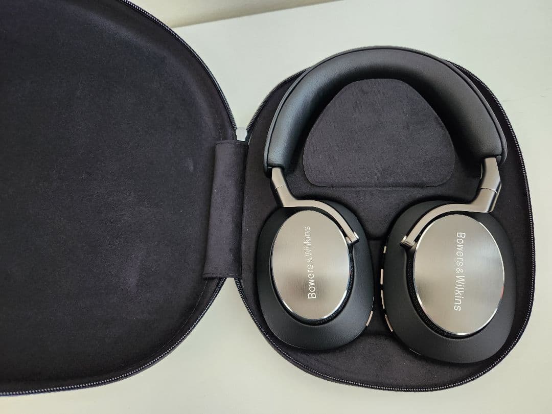 バウワースアンドウィルキンス★Px8★Bowers&Wilkins