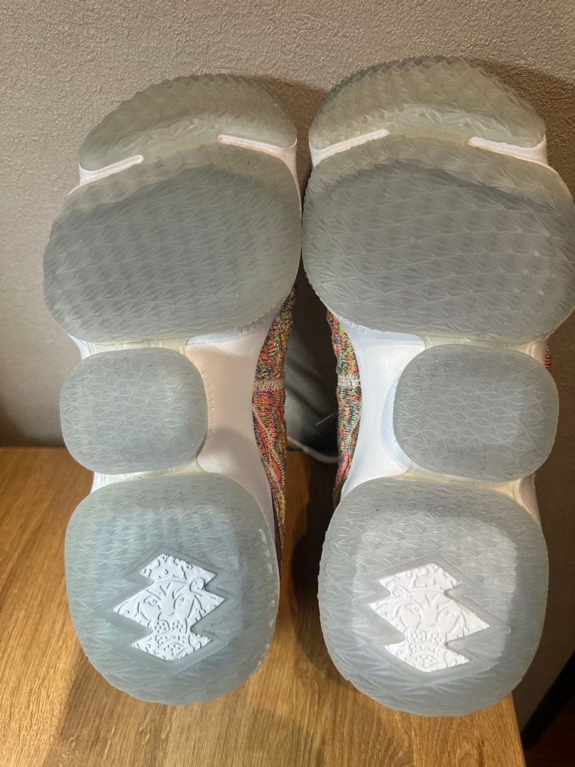 シューズ(男性用) Nike LeBron 15 \"Fruity Pebbles\"