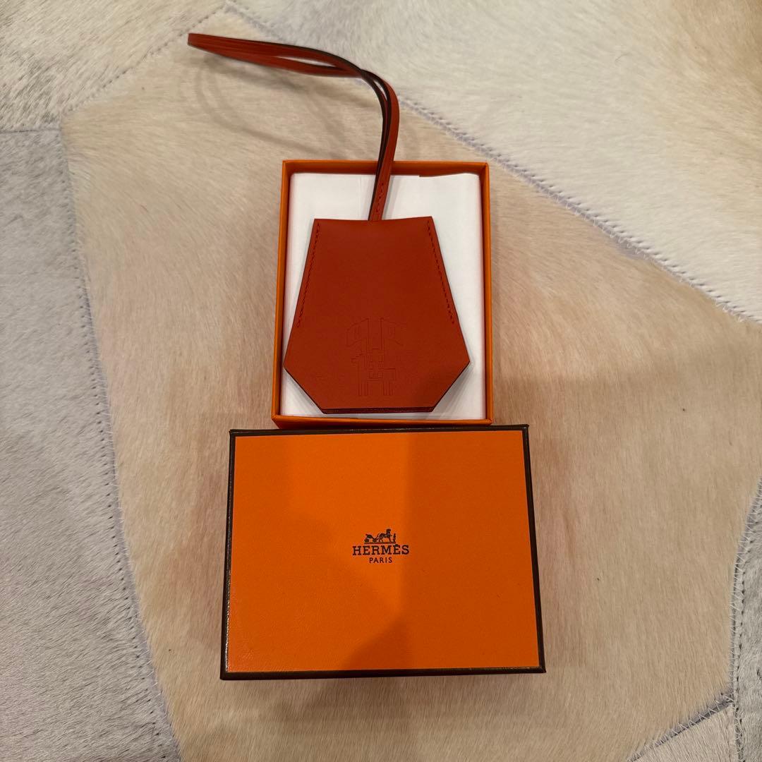HERMES オレンジレザー キーホルダー