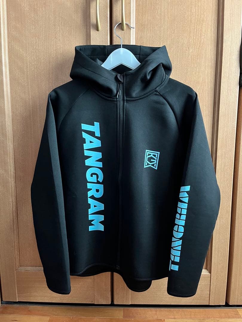 限定抽選品TANGRAM ターコイズレタージップアップパーカーM