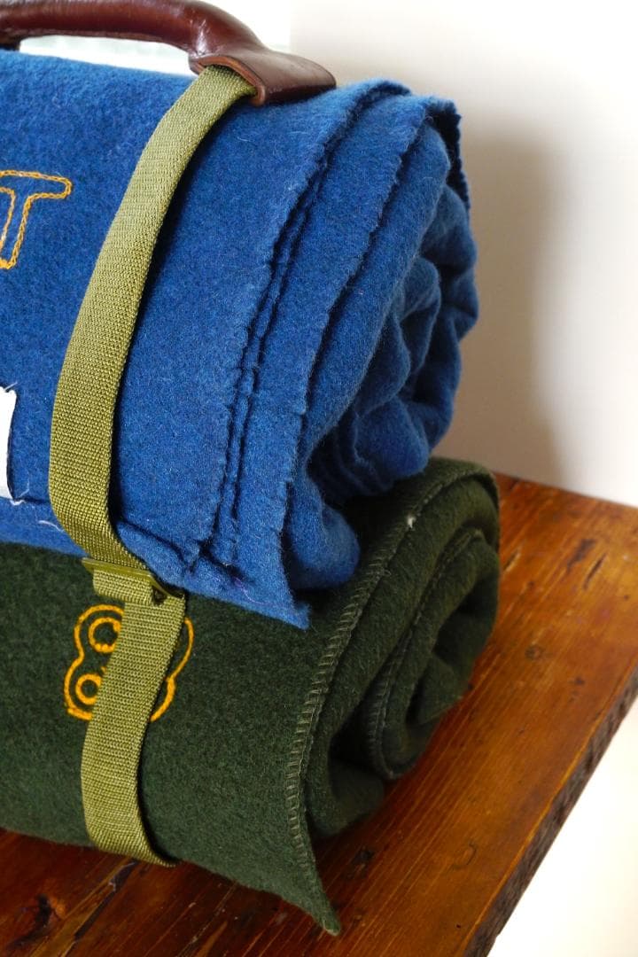 Pacific Furniture Pats Center スウェーデン軍ラグ