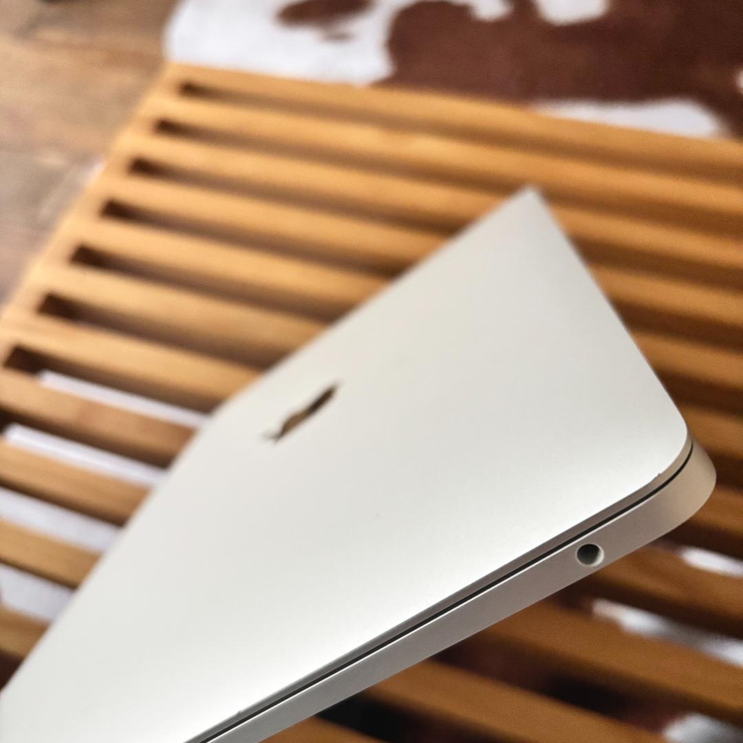 【美品】Macbook Air　M1／8MB／256GB