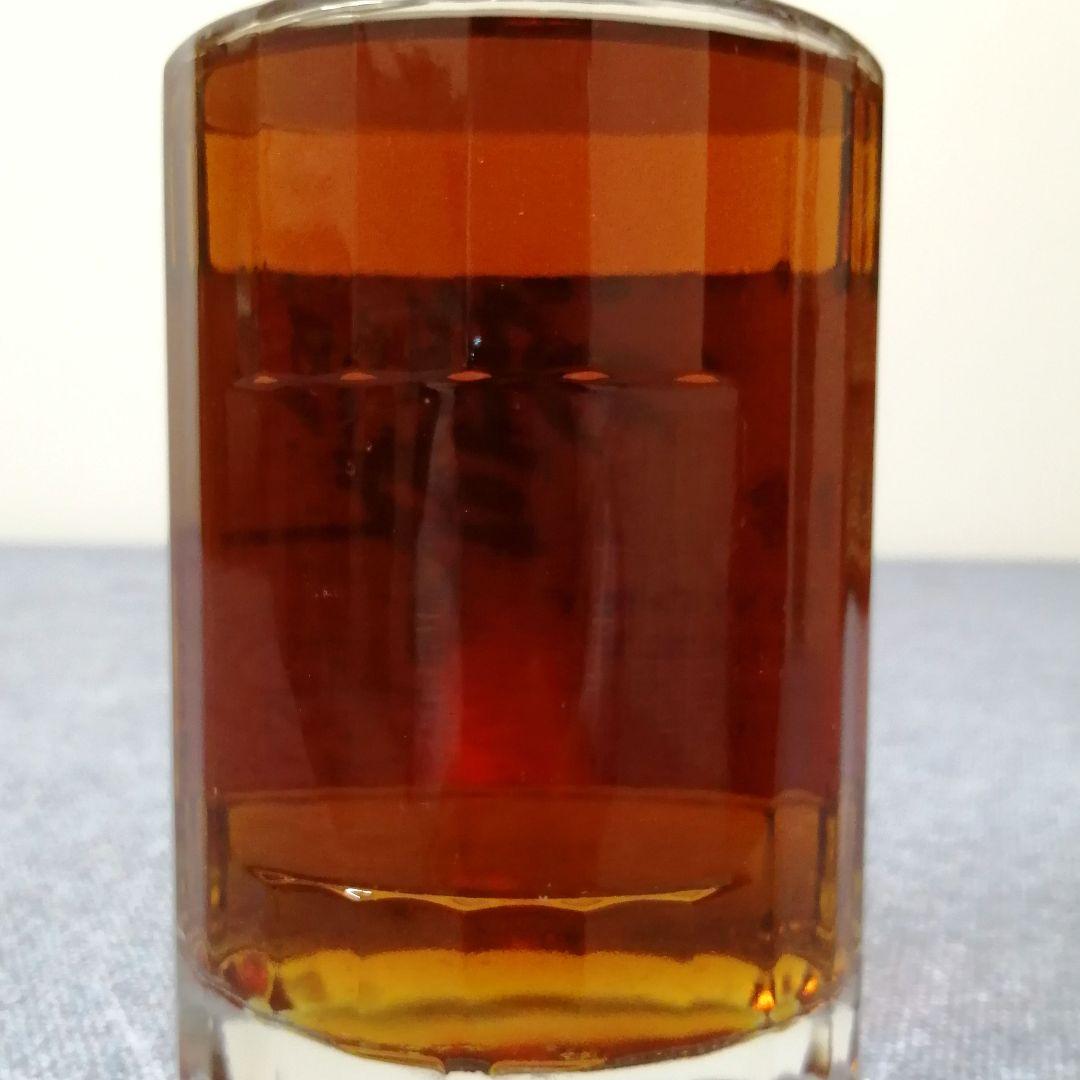 響 ( 旧17年 )24面カットキャップ　700ml43%　裏ラベル無し