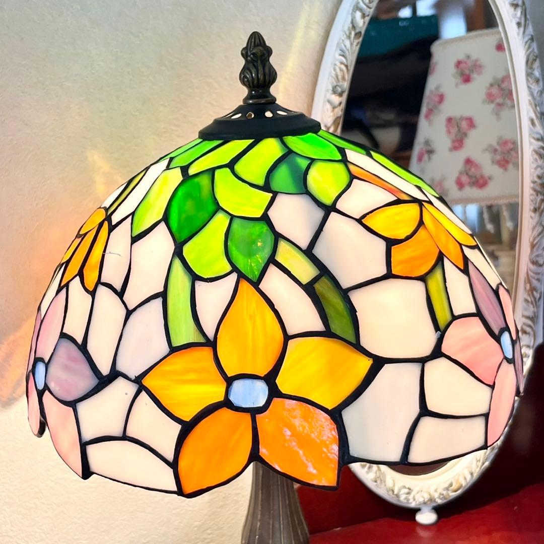 新品 ステンドグラス ランプ 花柄 スタンドライト レトロ
