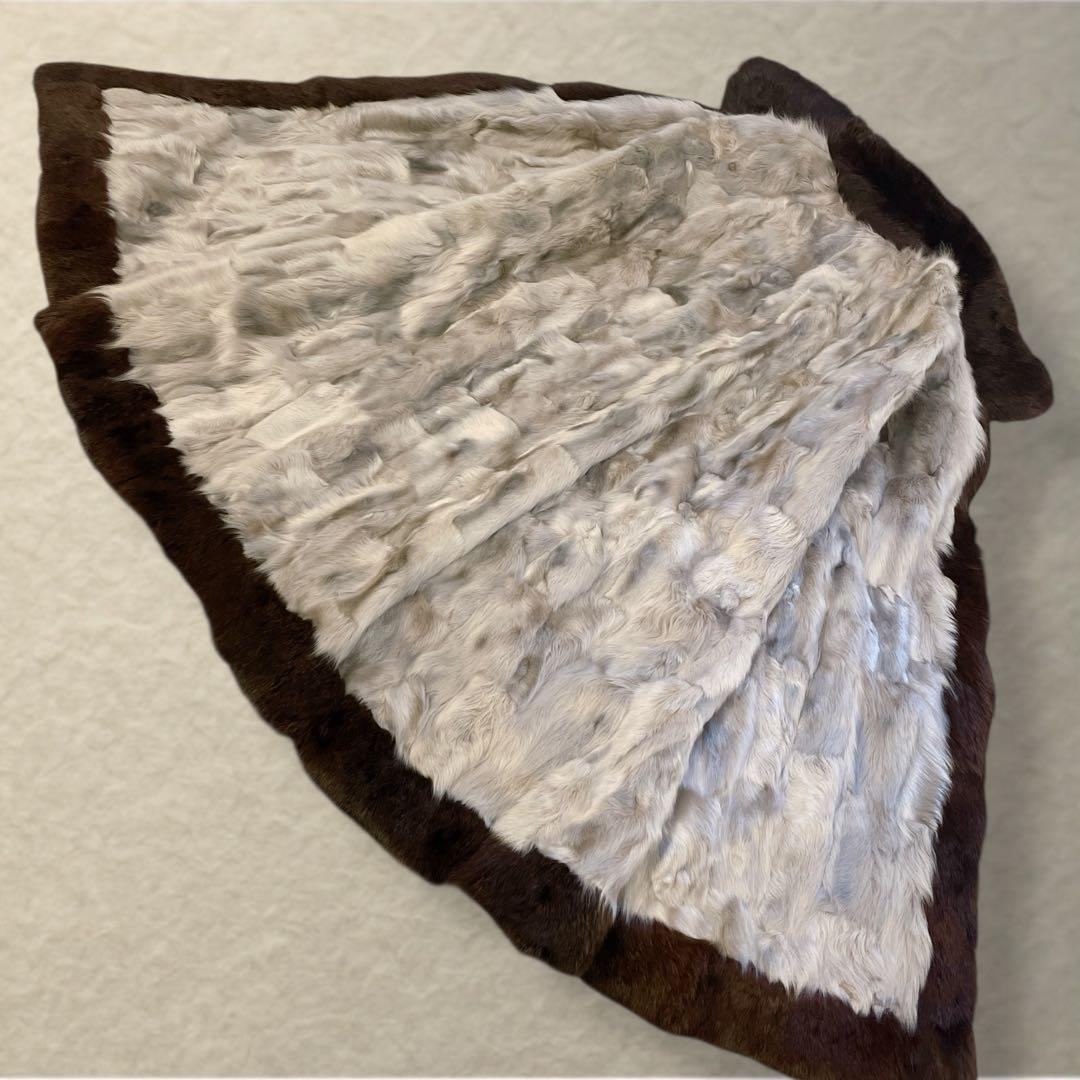 巻き毛ラム×ラビット ケープコート グレー×ブラウン リアルファー 裏地難あり