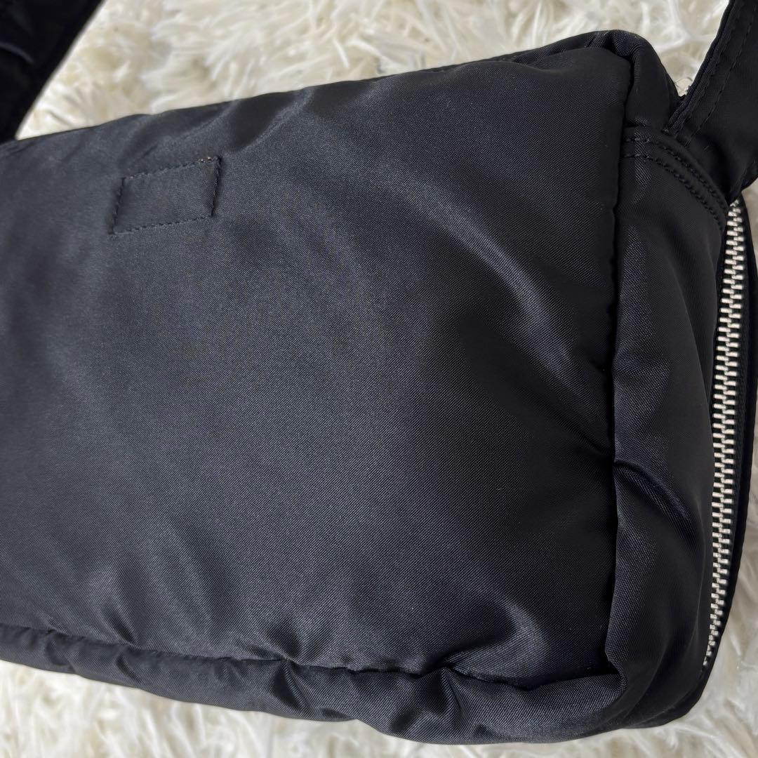 【美品】 PORTER ポーター タンカー ショルダーバッグ 2層 ブラック