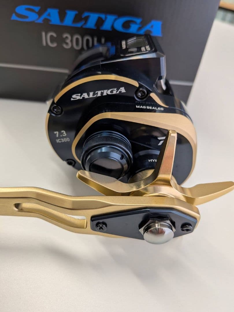 ダイワ　ソルティガ IC300H−SJ　ベイトリール