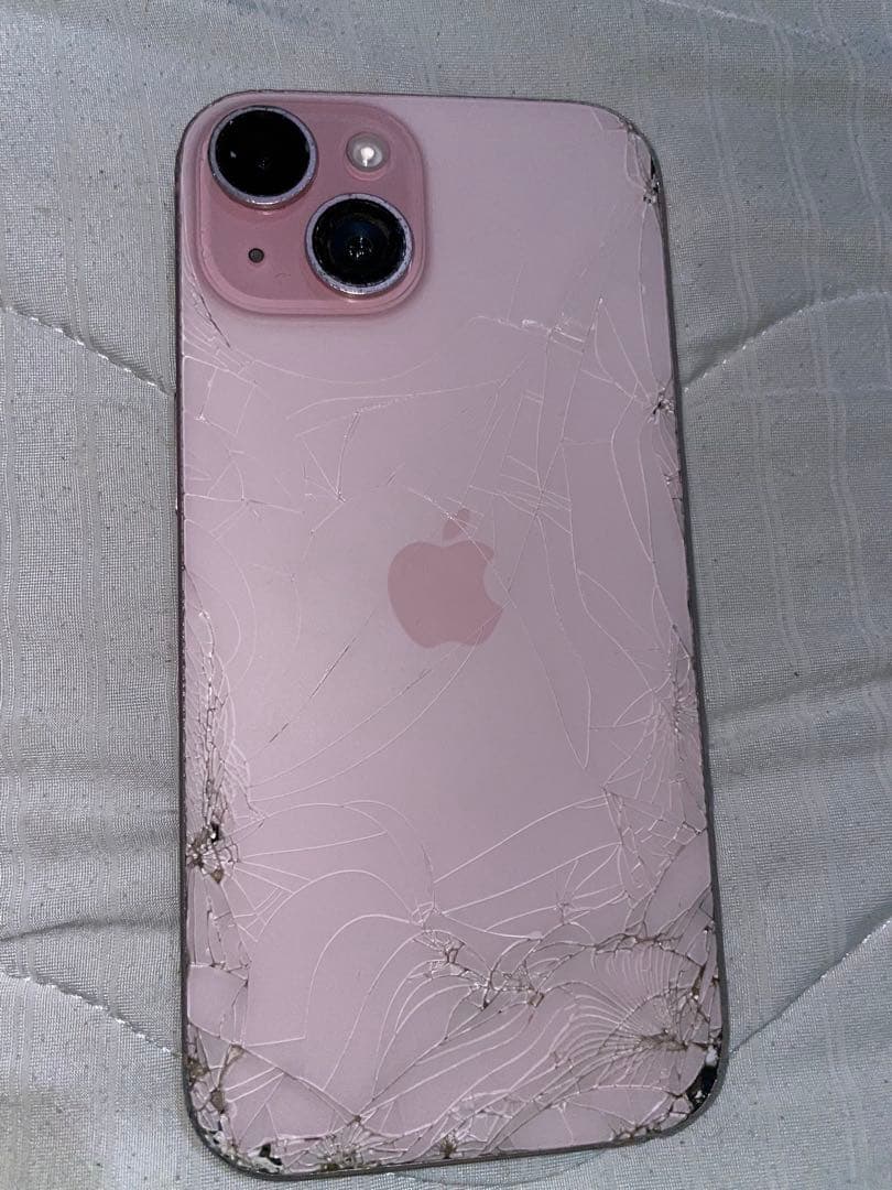 iPhone 15ピンク 画面・背面ひびあり ジャンク