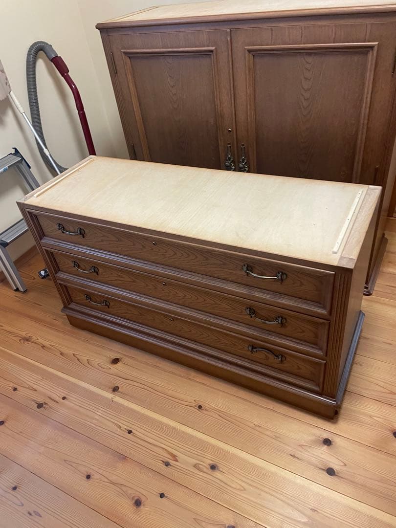 【引取限定】天然木　箪笥