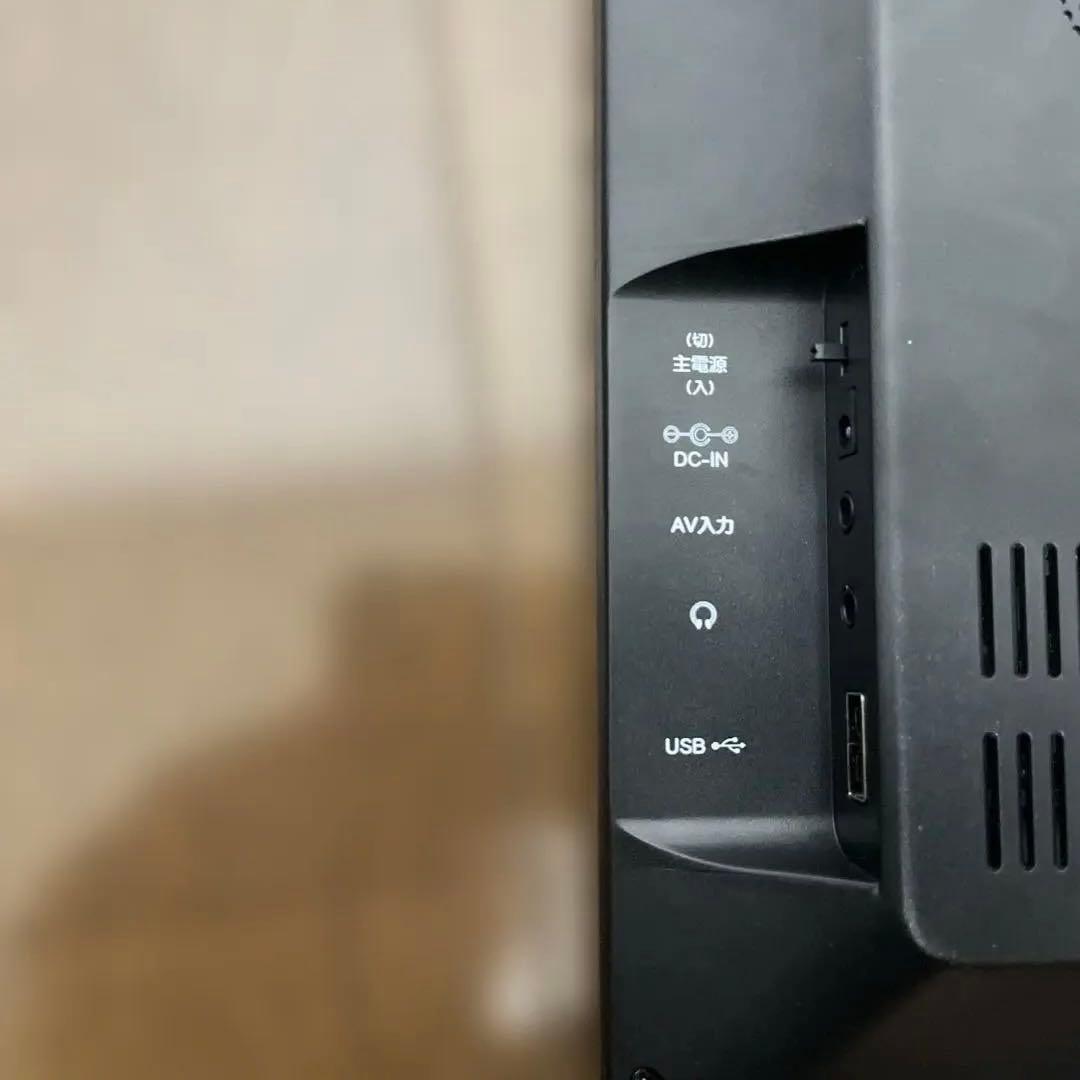 12.1型液晶テレビ