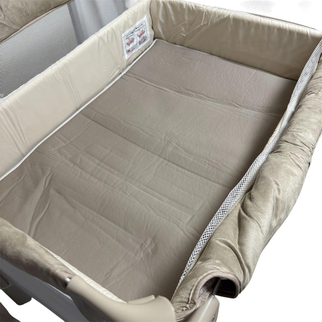 極美品 アップリカ Aprica ココネル エアー プラス ベビーベッド