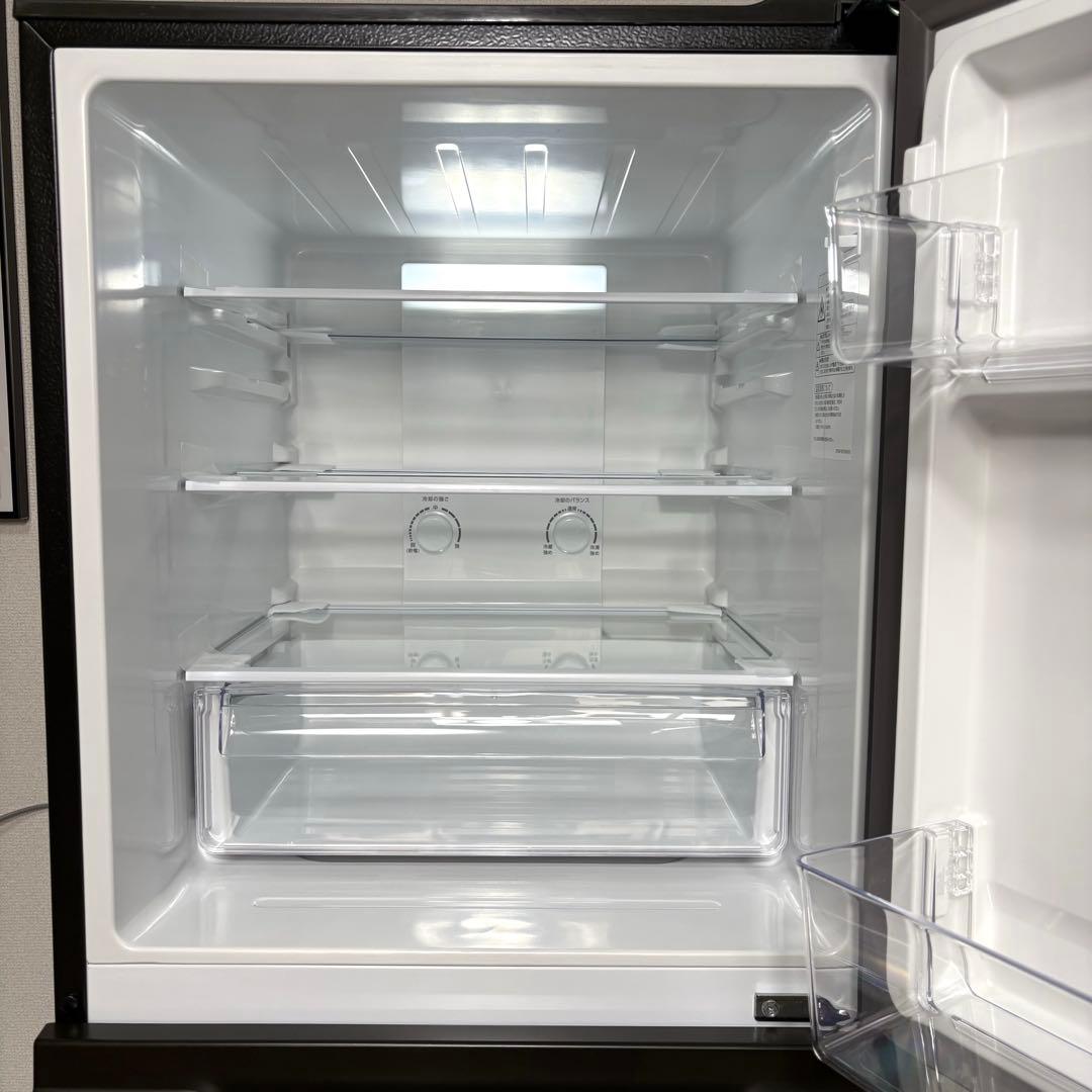 2025年製 冷蔵庫 一人暮らし 単身用 小型 保証付 送料無料 未使用に近い