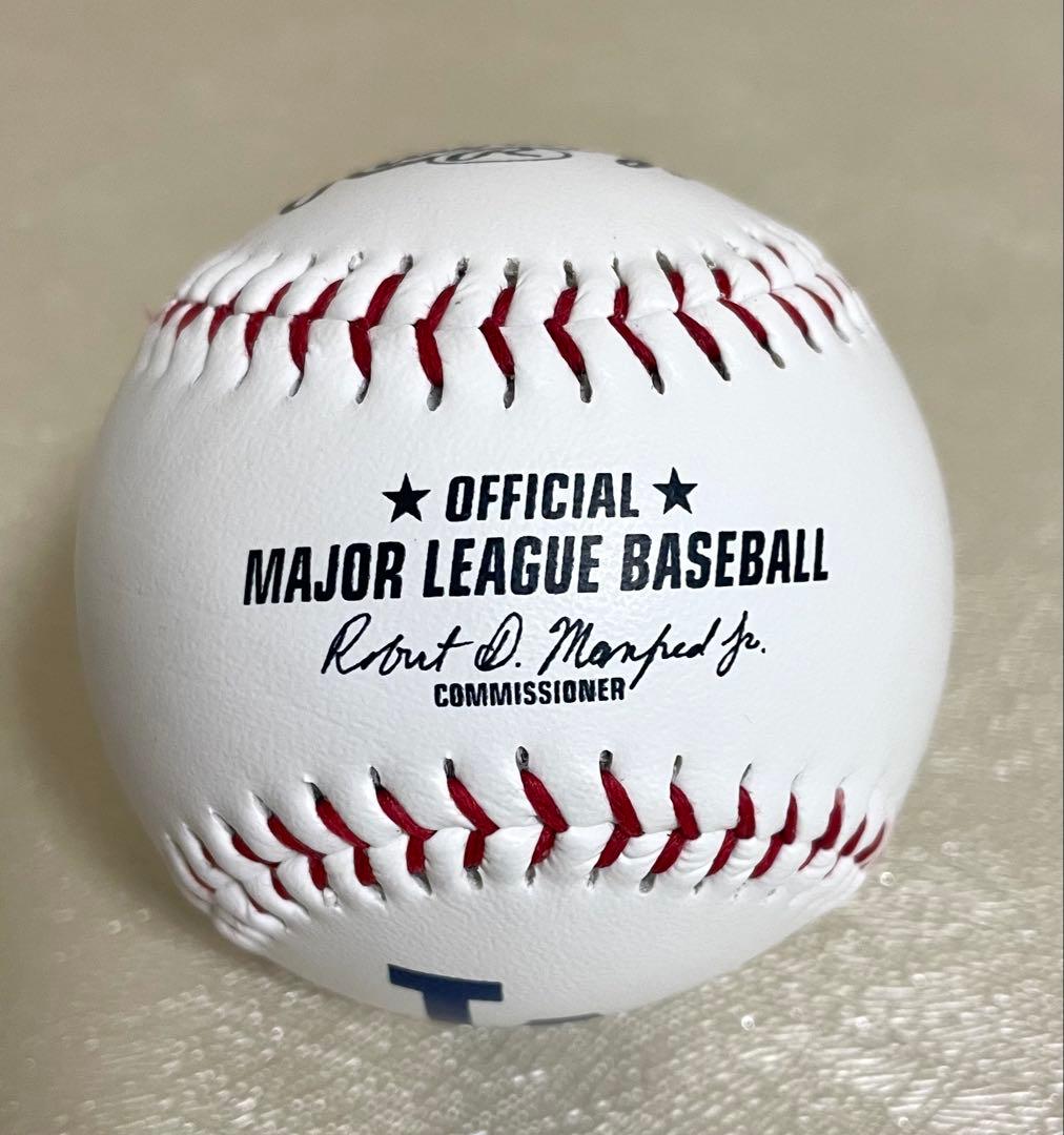 2025年ロサンゼルス・ドジャース 59FIFTY キャップ とボール