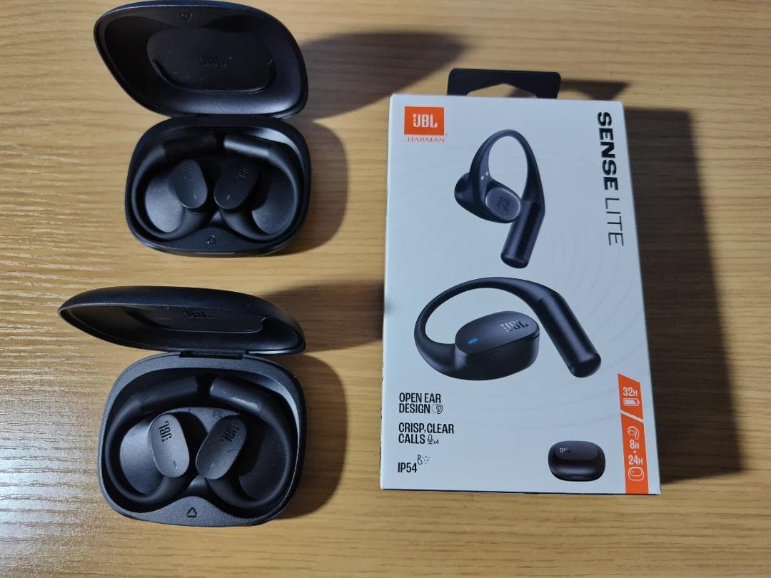 JBLワイヤレスイヤホン　SENSE LITE　(B)