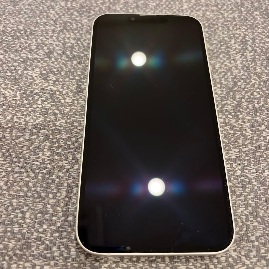 Apple iPhone 13 ホワイト 本体 充電ケーブル付き