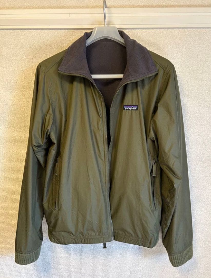 美品 Patagonia ナイロンジャケット オリーブ