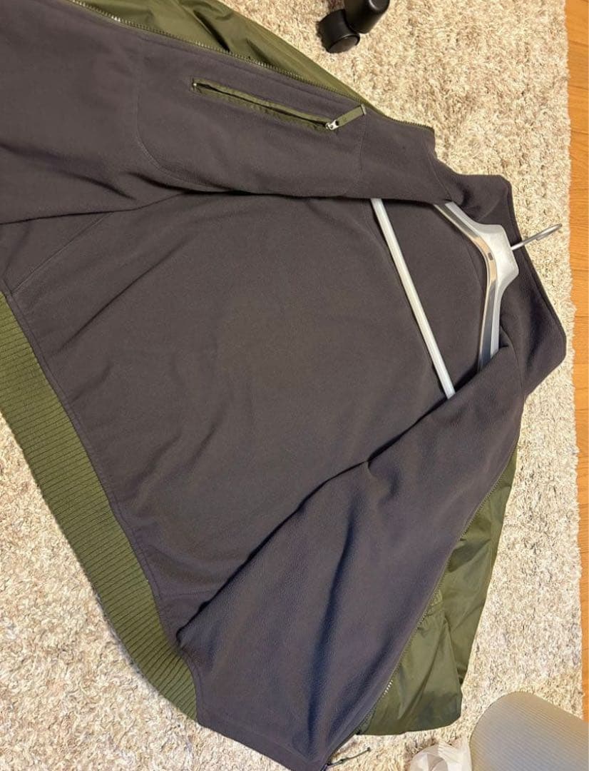 美品 Patagonia ナイロンジャケット オリーブ