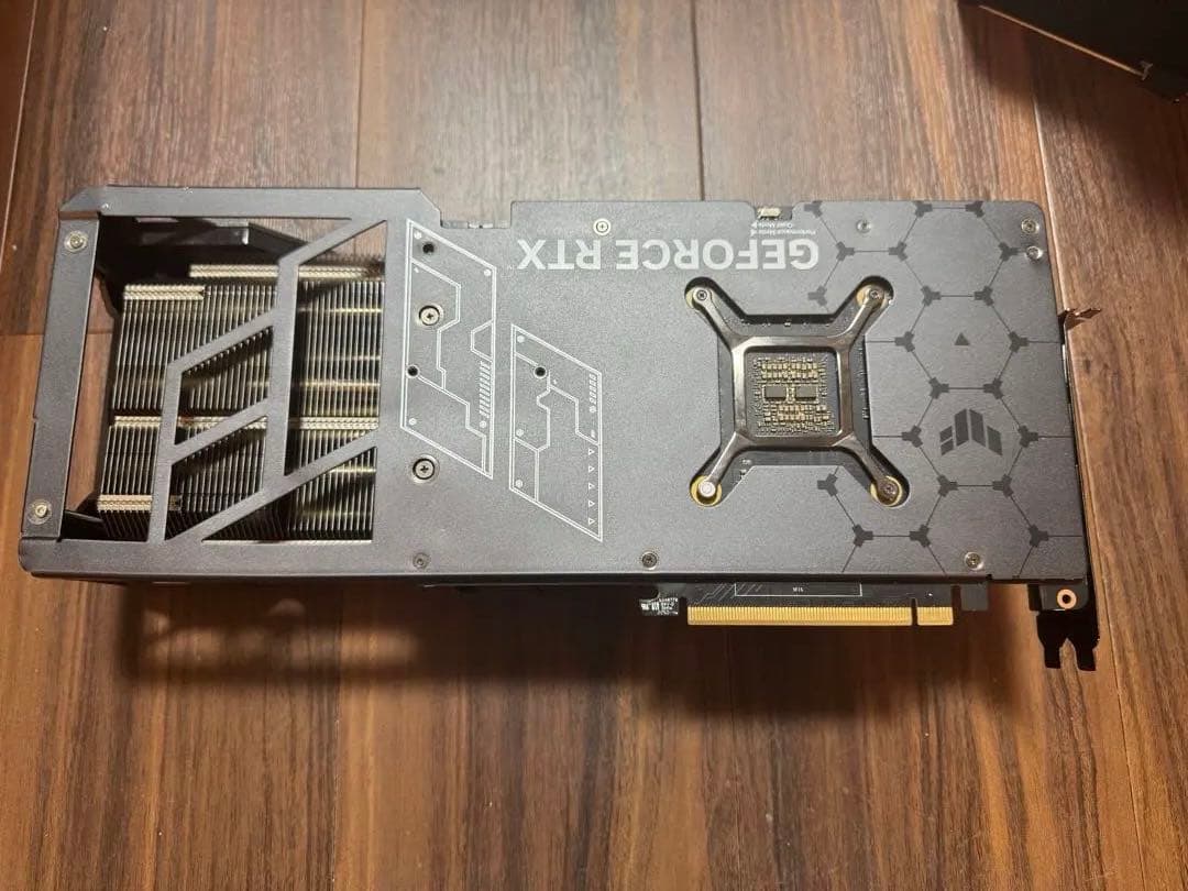 グラフィックボード・グラボ・ビデオカード Asus GeForce RTX 4080 super 16GB