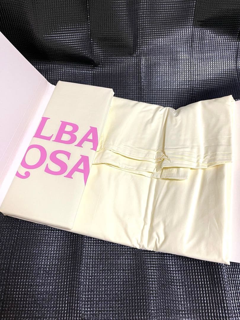 爆爆爆レア　アルバローザ　シングル　掛け布団カバー　ホワイト×ピンク　新品未使用