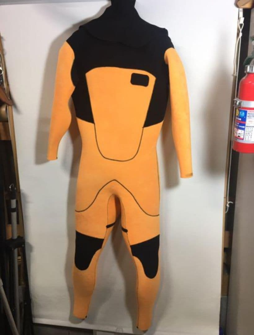 ウェーブウォーリアーズ　セミドライ　5mm/3mm MLB相当