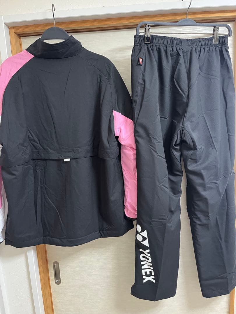 ヨネックス　ウインドブレーカー